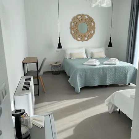 Δωμάτια σε οικογενειακή κατοικία Luma10 Όλμπια