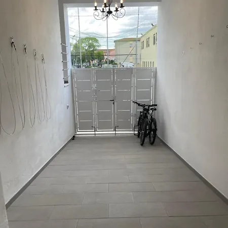 Luma10 Δωμάτια σε οικογενειακή κατοικία Όλμπια